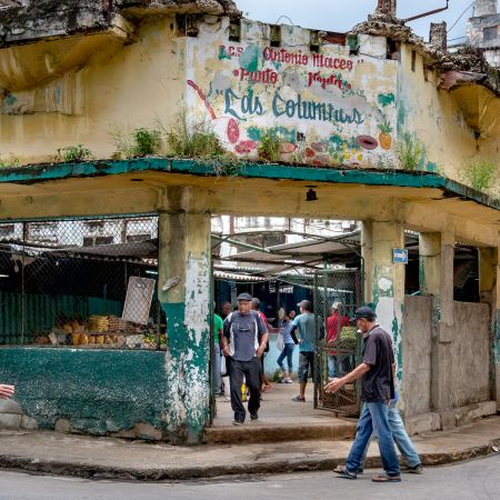 State grocery store in Havana.